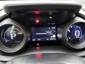 Toyota Yaris (2023) thumbnail 4