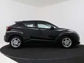 Toyota C-HR (2023) thumbnail 14