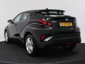 Toyota C-HR (2023) thumbnail 16