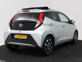 Toyota Aygo (2021) thumbnail 2