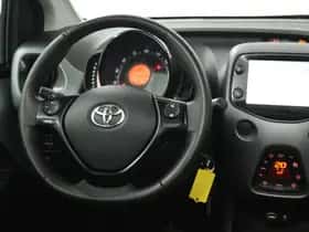 Toyota Aygo (2021) thumbnail 28