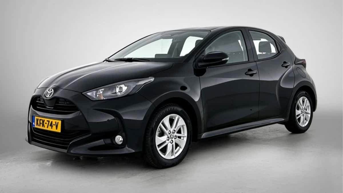 Toyota Yaris (2025) — foto 1