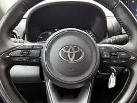 Toyota Yaris (2025) thumbnail 17