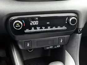 Toyota Yaris (2025) thumbnail 9