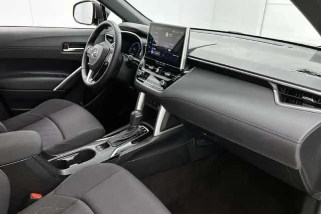 Toyota Corolla_Cross (2025) thumbnail 6