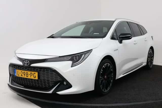 Toyota Corolla_Touring_Sports (2021) thumbnail 1