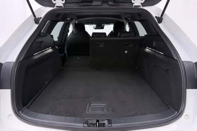 Toyota Corolla_Touring_Sports (2021) thumbnail 4