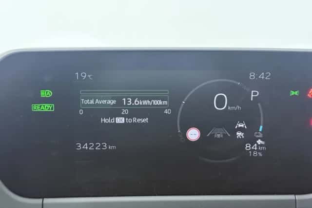 Toyota bZ4X (2024) thumbnail 6