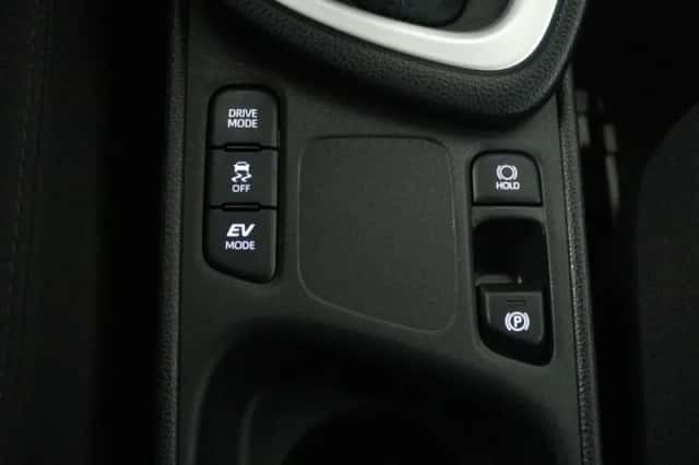 Toyota Yaris (2024) thumbnail 4
