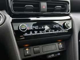 Toyota Yaris_Cross (2025) thumbnail 10