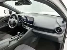 Toyota C-HR (2025) thumbnail 7