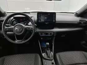 Toyota Yaris (2022) thumbnail 4
