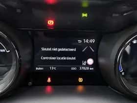 Toyota Yaris (2022) thumbnail 5