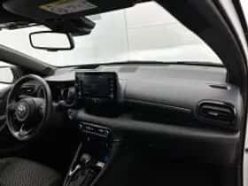 Toyota Yaris (2022) thumbnail 7