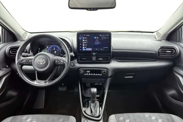 Toyota Yaris (2025) thumbnail 4