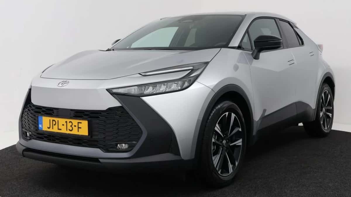 Toyota C-HR (2025) — foto 1