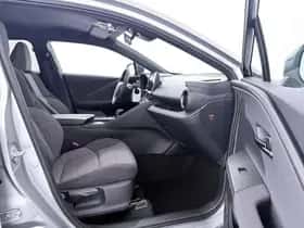 Toyota C-HR (2025) thumbnail 21
