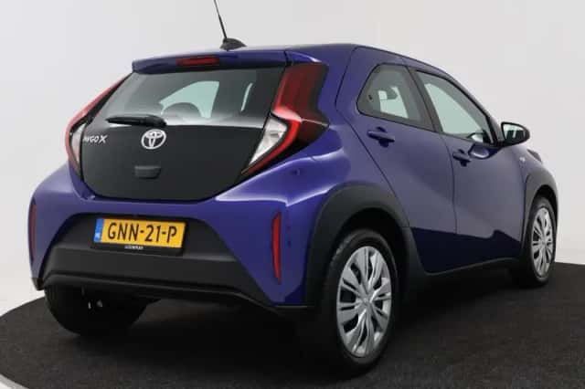 Toyota Aygo (2024) thumbnail 2