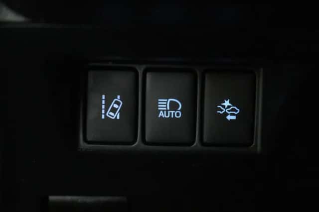 Toyota Yaris (2018) thumbnail 6