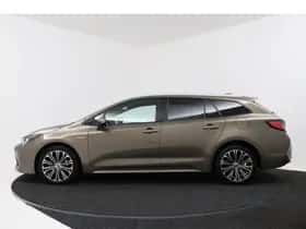 Toyota Corolla_Touring_Sports (2020) thumbnail 3