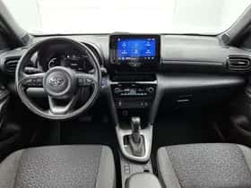 Toyota Yaris_Cross (2022) thumbnail 4