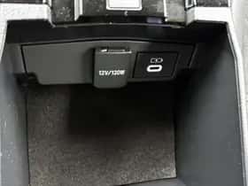 Toyota Corolla_Touring_Sports (2025) thumbnail 24