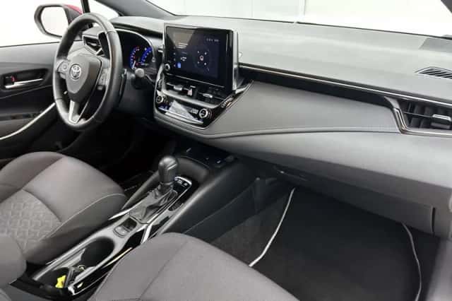 Toyota Corolla (2022) thumbnail 6