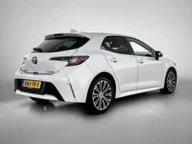 Toyota Corolla (2022) thumbnail 2