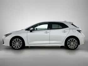 Toyota Corolla (2022) thumbnail 3