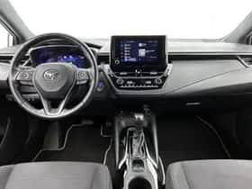 Toyota Corolla (2022) thumbnail 4