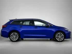 Toyota Corolla_Touring_Sports (2025) thumbnail 11