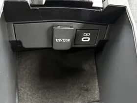Toyota Corolla_Touring_Sports (2025) thumbnail 24