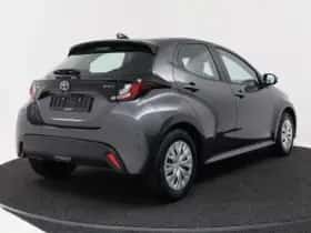 Toyota Yaris (2026) thumbnail 3