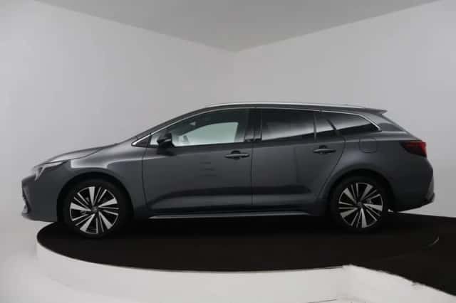 Toyota Corolla_Touring_Sports (2025) thumbnail 3