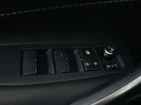 Toyota Corolla_Touring_Sports (2025) thumbnail 4
