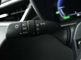Toyota Corolla_Touring_Sports (2025) thumbnail 7
