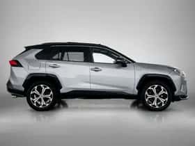 Toyota RAV4 (2021) thumbnail 13