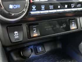 Toyota RAV4 (2021) thumbnail 20