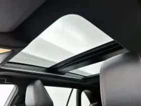 Toyota RAV4 (2021) thumbnail 5