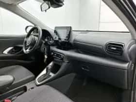 Toyota Yaris (2020) thumbnail 7