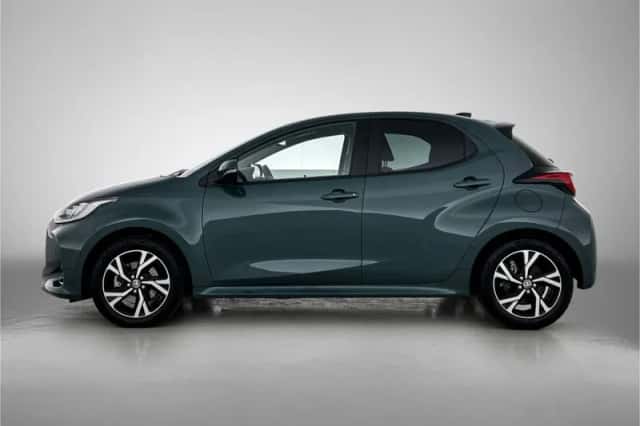 Toyota Yaris (2025) thumbnail 3