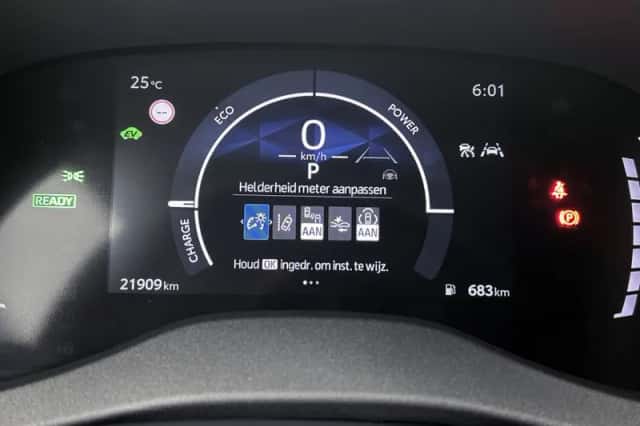 Toyota Yaris (2025) thumbnail 5