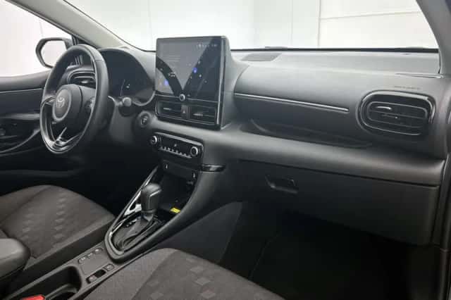 Toyota Yaris (2025) thumbnail 6