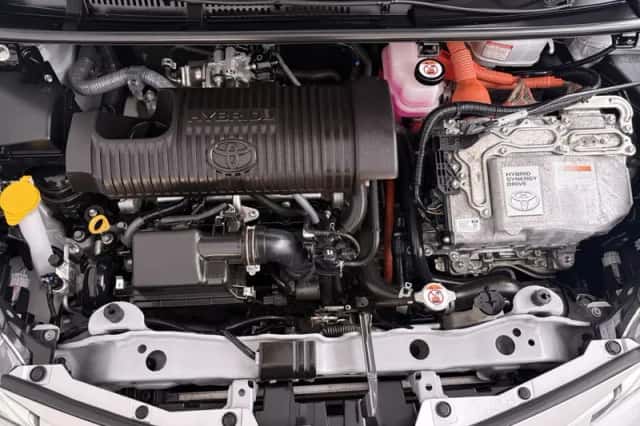 Toyota Yaris (2019) thumbnail 5