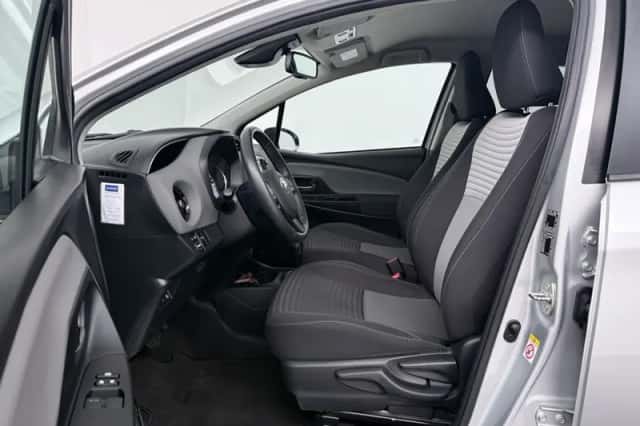 Toyota Yaris (2019) thumbnail 6