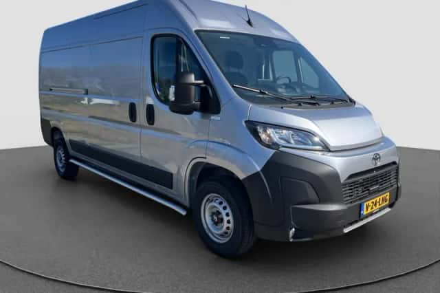 Toyota Proace (2025) thumbnail 2