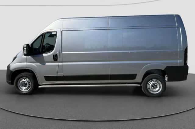Toyota Proace (2025) thumbnail 3