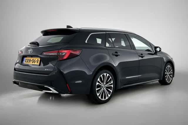 Toyota Corolla_Touring_Sports (2024) thumbnail 2