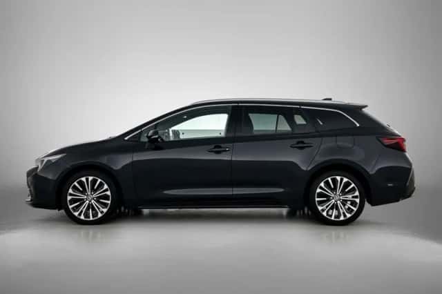 Toyota Corolla_Touring_Sports (2024) thumbnail 3