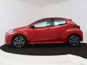 Toyota Yaris (2024) thumbnail 4